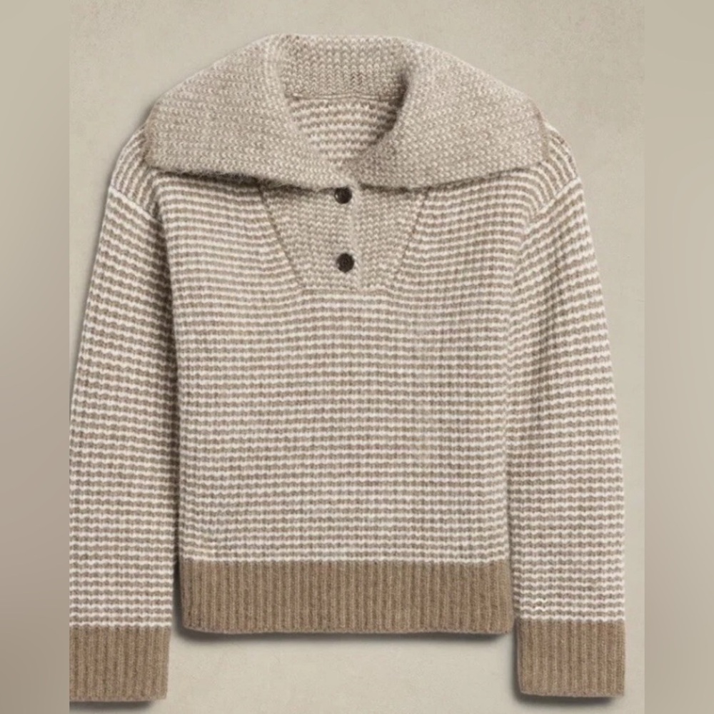 Banana Republic Women Beige Camel Soft Fuzzy Wide Collar Sweater NWTs